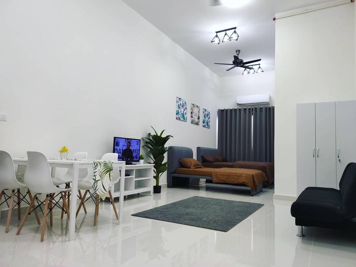 Homestay Klia Core Soho Suites 세팡 외부 사진